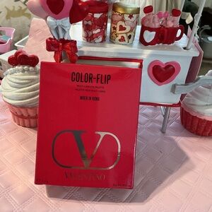 Valentino Red Color-Flip Palette